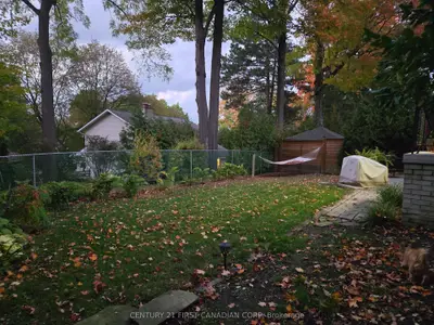 54 Waterford Drive Lower, Toronto, On M9r 2n6