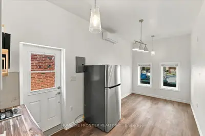 99 Regent Road Unit 2, Toronto, On M3k 1h2