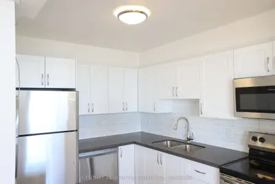 41 Garfella Drive 702, Toronto, On M9v 2g3