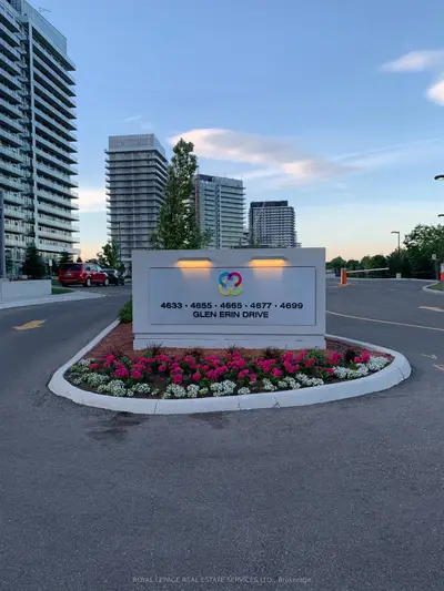 4677 Glen Erin Drive 1707, Mississauga, On L5m 2e3