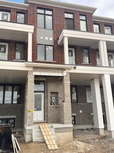 74 Fieldfare Road Upper, Brampton, On L7a 0b8