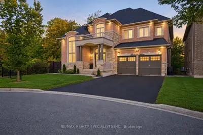 54 Berkwood Hollow Court, Brampton, On L6y 2y1