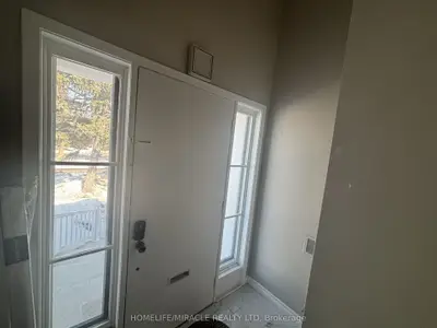 219 Mcmurchy Avenue Main, Brampton, On L6y 1z2
