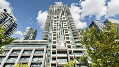 4055 Parkside Village Drive 3017, Mississauga, On L5b 0k8