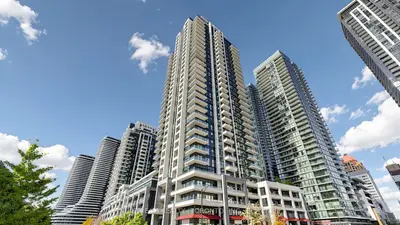 4055 Parkside Village Drive 3017, Mississauga, On L5b 0k8