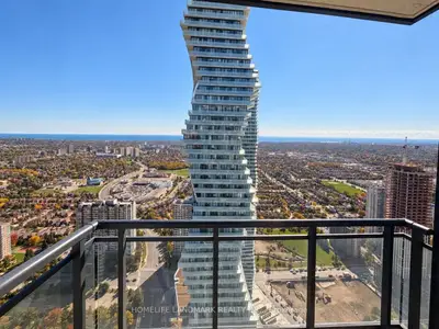 4011 Brickstone Mews 4707, Mississauga, On L5b 0j7