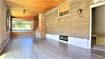 133 Mccraney Street Lower, Oakville, On L6h 1h5