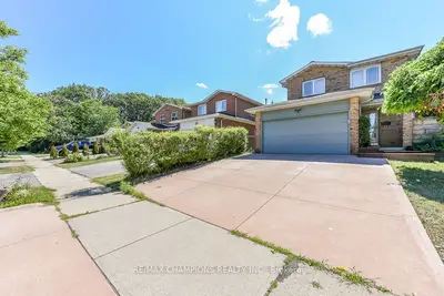 163 Simmons Boulevard, Brampton, On L6v 3y2