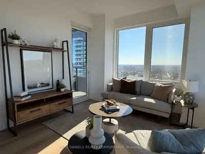 395 Square One Drive 4410, Mississauga, On L5b 0p6