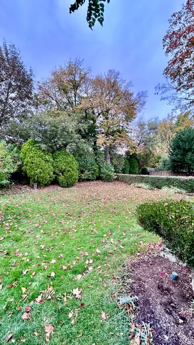 575 Eversley Drive, Mississauga, On L5a 2e1