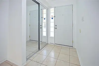80 Acorn Place 25, Mississauga, On L4z 4c9