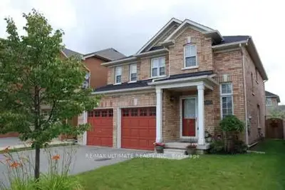 9 Clovercrest Drive, Brampton, On L7a 2n4