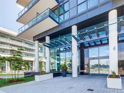 39 Annie Craig Drive 1702, Toronto, On M8v 0h1