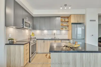 4677 Glen Erin Drive 1602, Mississauga, On L5m 2e3