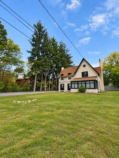 1141 Clarkson Road, Mississauga, On L5j 2w1