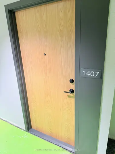 2495 Eglinton Avenue 1407, Mississauga, On L5m 2t2