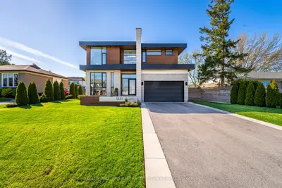1337 Waverly Avenue, Oakville, On L6l 2s4