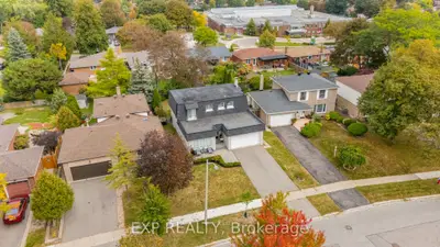1317 Tredmore Drive, Mississauga, On L5j 3v5