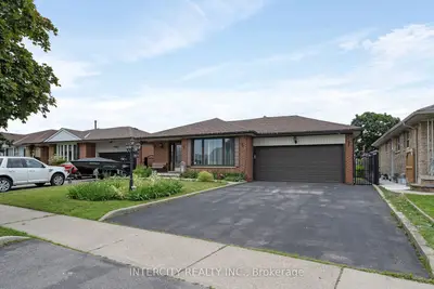 7279 Vernor Drive, Mississauga, On L4t 2p5