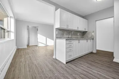 2550 Keele Street 101, Toronto, On M6l 2n8