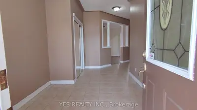 26 New Hampshire Court, Brampton, On L6s 0b9