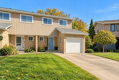 2458 Cobbinshaw Circle, Mississauga, On L5n 2g3