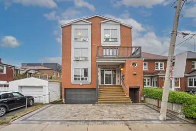 3 Harshaw Avenue, Toronto, On M6s 1x7