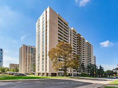 377 Ridelle Avenue 1811, Toronto, On M6b 1k2