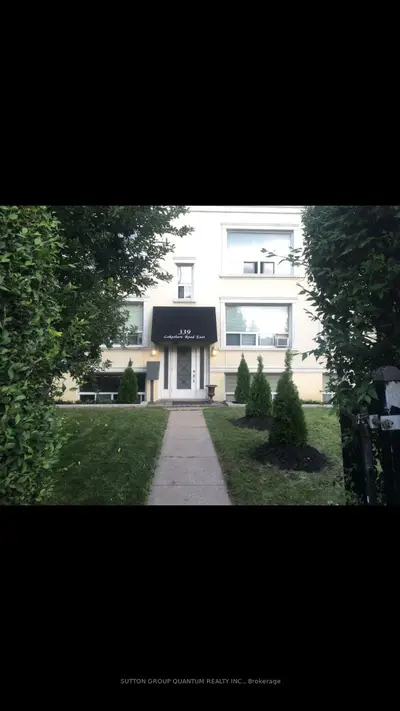 339 Lakeshore Road E #2, Mississauga, On L5g 1e7