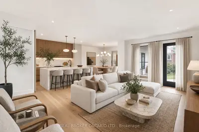 361 Rathburn Road, Toronto, On M9b 2m2