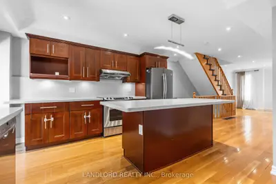 37 Birdstone Crescent, Toronto, On M6n 5h5