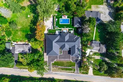 9229 8th Line, Halton Hills, On L7g 4s5