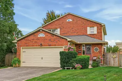 607 Clover Park Crescent, Milton, On L9t 4t7