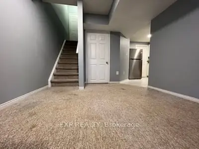 16 Oliti Court, Toronto, On M9l 3a3