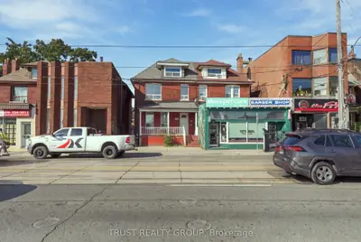 2279 Dundas Street W Main & Basement, Toronto, On M6r 1x6