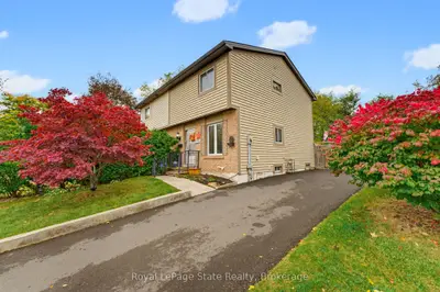 2324 Middlesmoor Crescent, Burlington, On L7p 3x7
