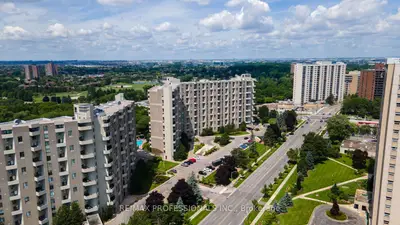 300 Mill Road Ph30, Toronto, On M9c 4w7