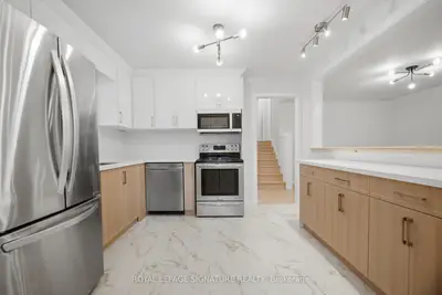 2599 Lundene Road, Mississauga, On L5j 3y8