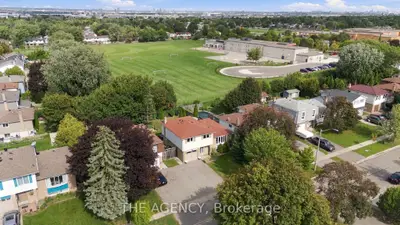 24 Jefferson Road, Brampton, On L6s 2g8