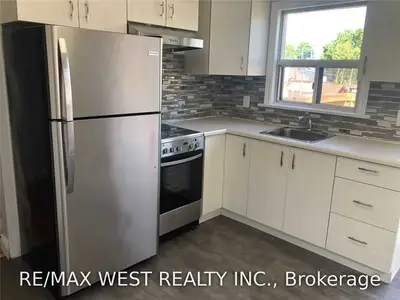 184 Donald Avenue, Toronto, On M6m 1k4