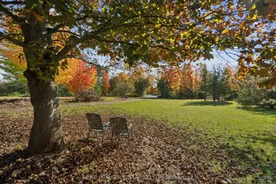 5649 25 Side Road, Milton, On L7j 2l7