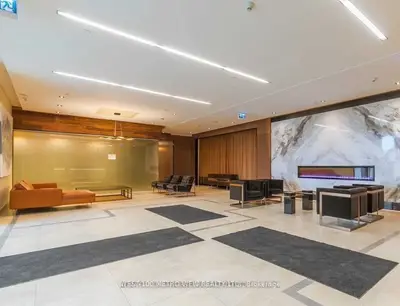 17 Zorra Street Ph2405, Toronto, On M8z 4z6