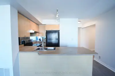 1 Elm Drive W 1601, Mississauga, On L5b 4m1