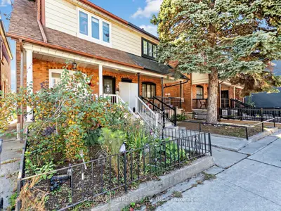 1939 Davenport Road Bsmt, Toronto, On M6n 1c3