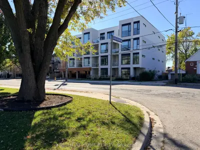 722 Marlee Avenue 301, Toronto, On M6b 3j7