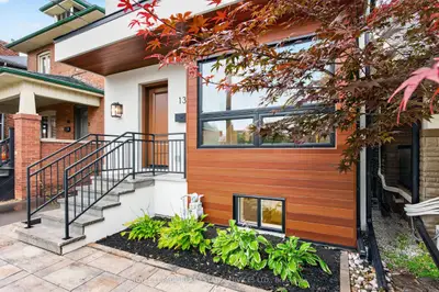 139 Priscilla Avenue, Toronto, On M6s 3w4