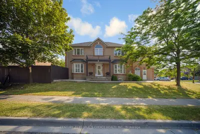 2 Checkerberry Crescent, Brampton, On L6r 2t2