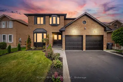 28 Corkett Drive, Brampton, On L6x 3g9