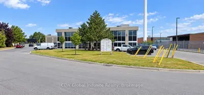 86 Guided Court 112, Toronto, On M9v 4k6