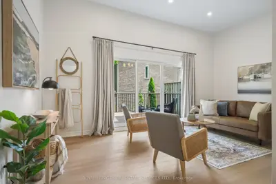 2222 Marine Drive, Oakville, On L6l 1c1